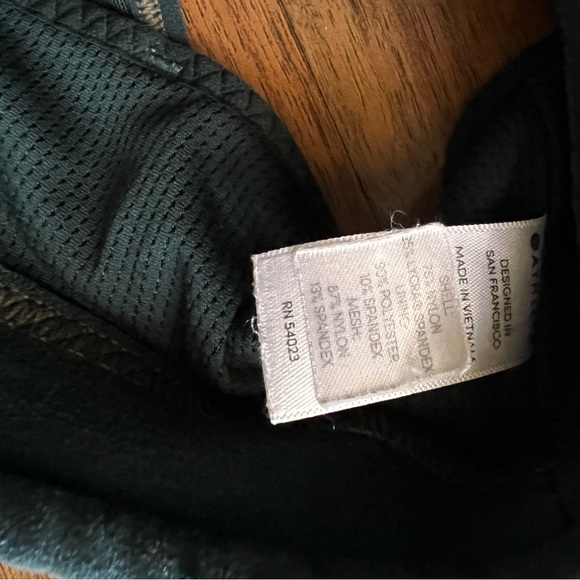 Athleta🦎Strappy Transcendence Sports Bra🌵 - Picture 5 of 5